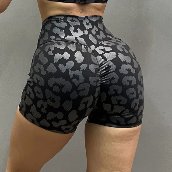 Leopard Details Yoga Set - Image 3